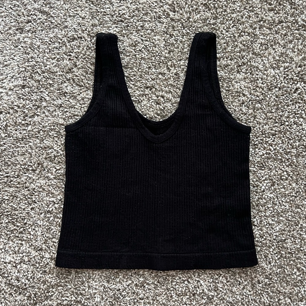Urban Outfitters “Out from Under” Black Cropped Seamless Tank